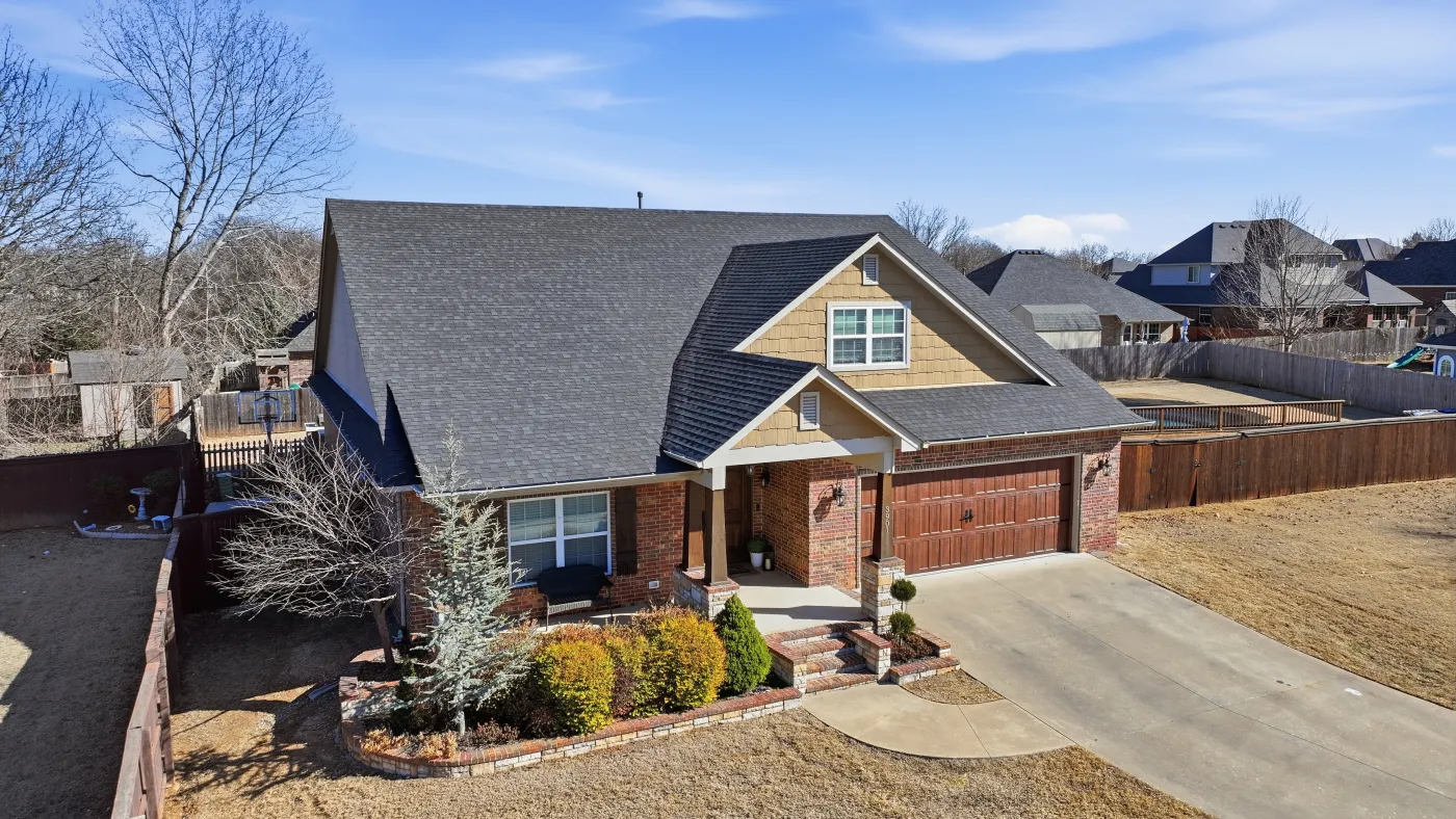 Home with a completed R&R roof in the Tulsa metro