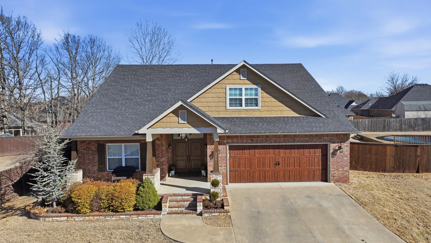Home with a completed R&R roof in the Tulsa metro